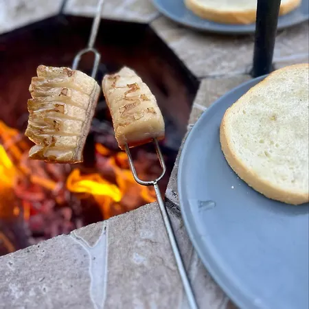 Buekk-voelgye Vendeghaz * Tard